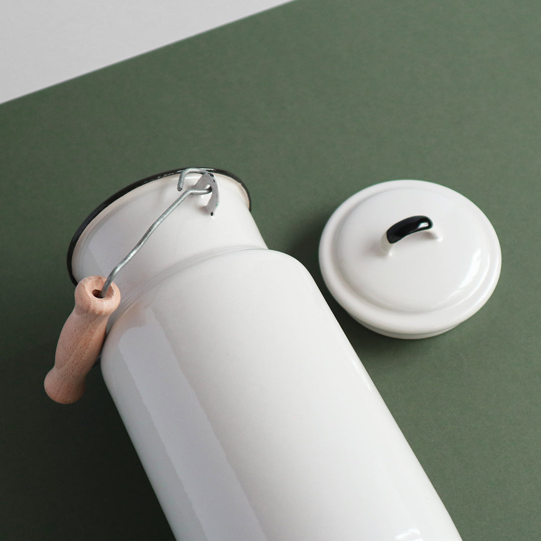 Heligan Enamel Milk Can - Soft Beige