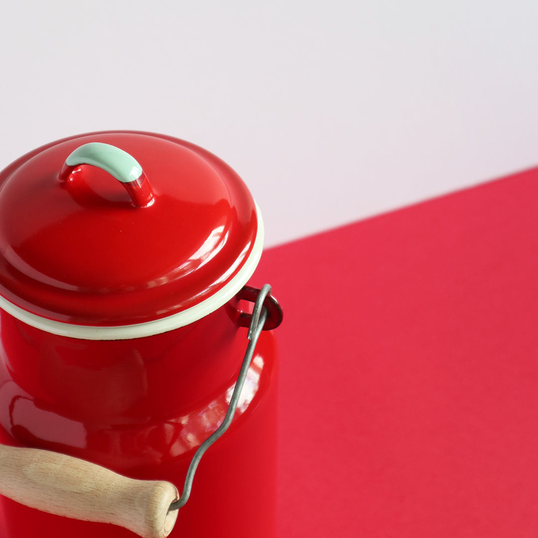Heligan Enamel Milk Can - Carmin Red