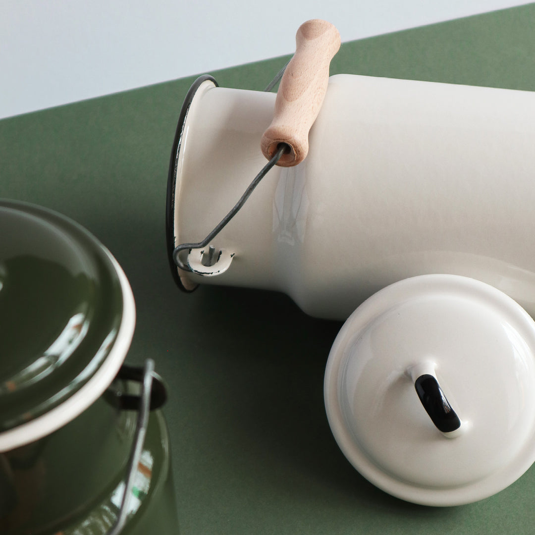 Heligan Enamel Milk Can - Soft Beige