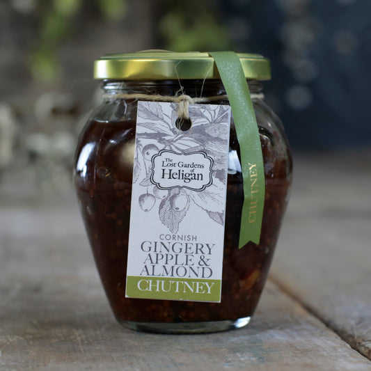 Gingery Apple & Almond Cornish Chutney
