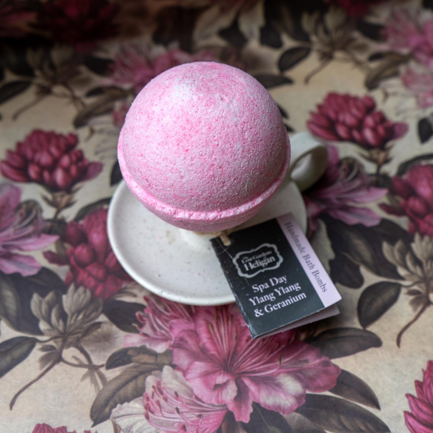 Spa Day, Ylang Ylang and Geranium Bath Bomb